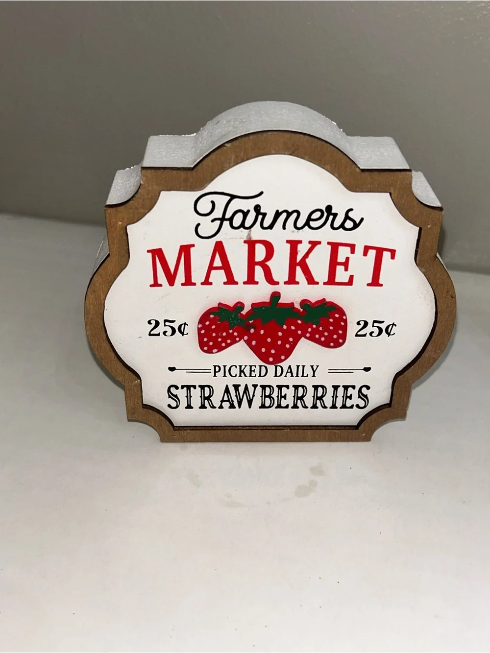 The Spring Shop Strawberry Party Wooden Decor Set - Red, Pink, Green, White